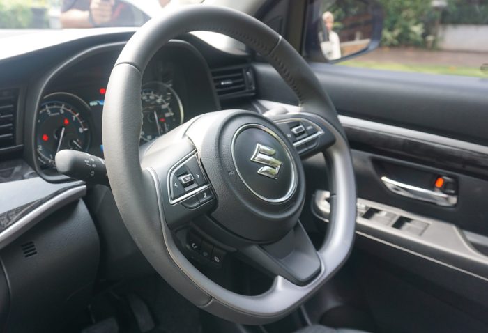 Suzuki New XL7 Hybrid